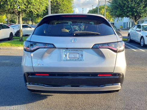 Certified 2023 Honda HR-V EX-L image 5