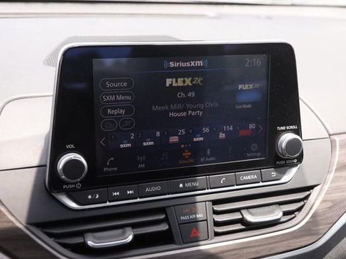 Certified 2025 Nissan Altima 2.5 SV FWD image 15