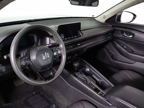 Used 2023 Honda Accord EX image 27