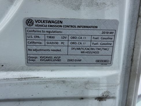 Used 2019 Volkswagen Golf SE w/ Driver Assistance Package image 20