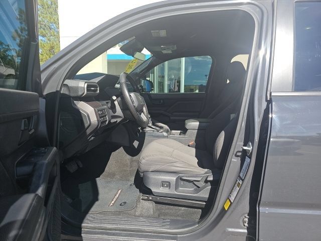 Used 2024 Toyota Tacoma SR5 AWD/4WD image 9