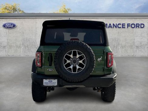 Used 2023 Ford Bronco Badlands image 6