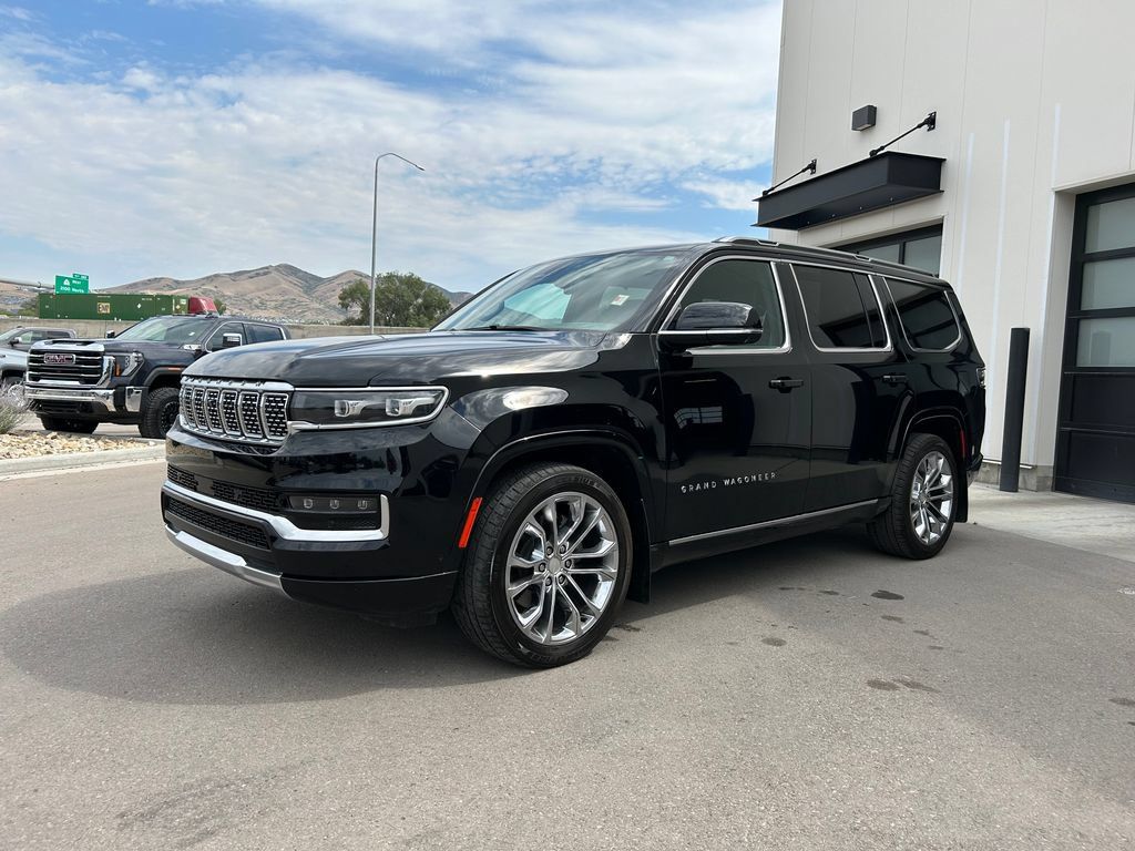 Used 2022 Jeep Grand Wagoneer Series II AWD/4WD image 2