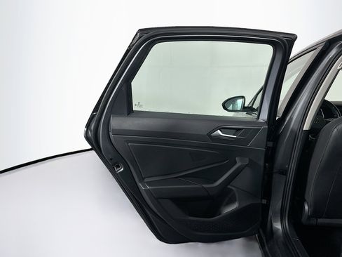 Used 2024 Volkswagen Jetta SE image 25