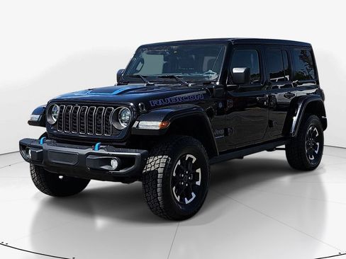 Used 2024 Jeep Wrangler Unlimited Rubicon 4xe AWD/4WD image 11