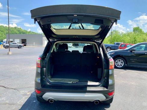 Used 2017 Ford Escape Titanium w/ Canadian Touring Package AWD/4WD image 13