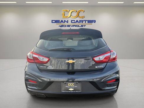Used 2018 Chevrolet Cruze Premier FWD image 5