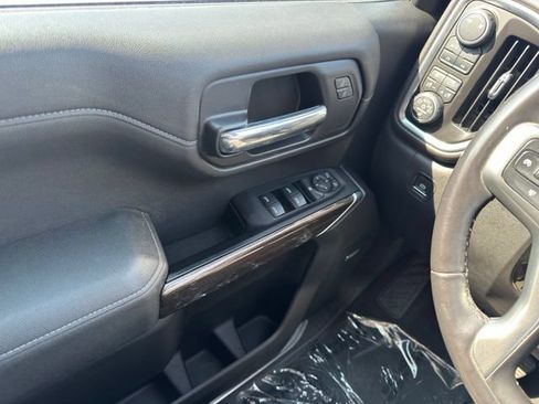 Used 2019 Chevrolet Silverado 1500 RST AWD/4WD image 33