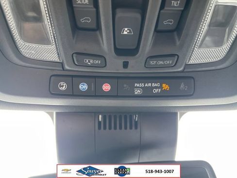 Used 2022 GMC Sierra 1500 AT4 w/ AT4 Preferred Package AWD/4WD image 24