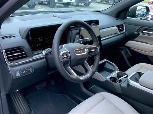 New 2026 GMC Terrain Elevation w/ Elevation Premium Package image 8