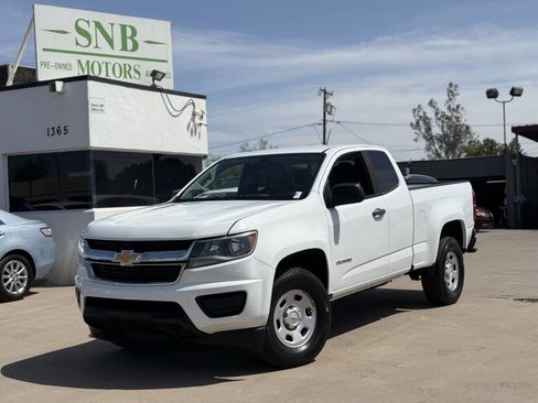 Used 2018 Chevrolet Colorado W/T w/ WT Convenience Package RWD image 1