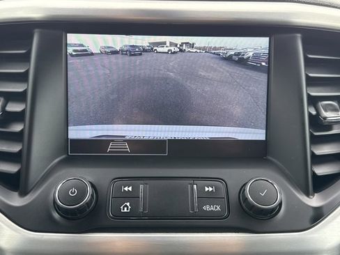 Used 2021 GMC Acadia SLE w/ Driver Convenience Package image 9