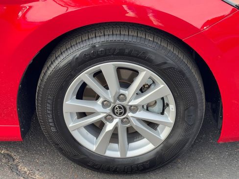 Certified 2025 Toyota Camry LE image 11