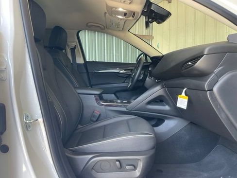 Used 2023 Buick Envision Essence AWD/4WD image 21