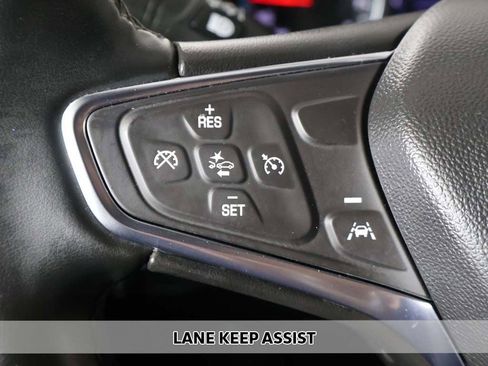 Used 2024 Chevrolet Equinox LT AWD/4WD image 3