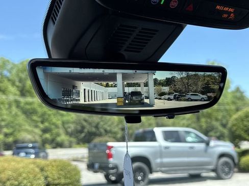 New 2026 Chevrolet Equinox LT w/ Safety and Technology Package image 24