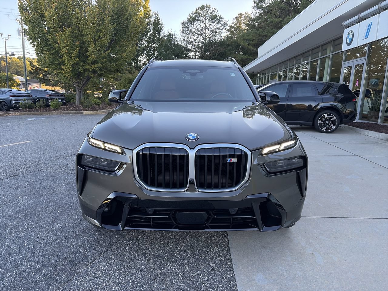 Used 2026 BMW X7 M60i AWD/4WD image 3