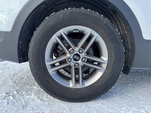 Used 2018 Hyundai Santa Fe Sport w/ 2.4L Value Package 02 image 13