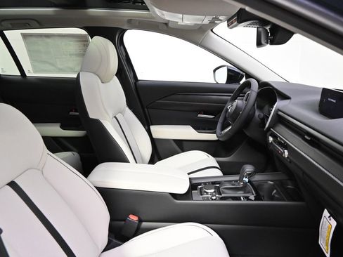 New 2026 MAZDA CX-50 AWD 2.5 S w/ Premium Package image 16