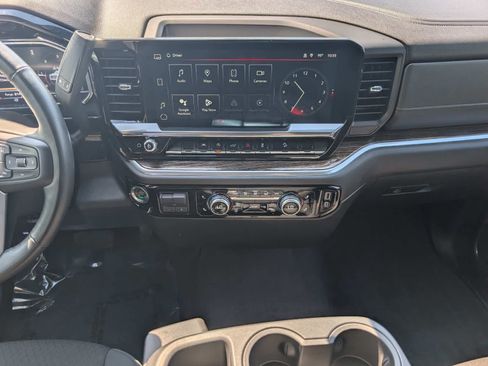 Used 2024 GMC Sierra 1500 Elevation AWD/4WD image 18