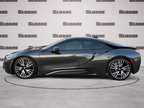 Used 2015 BMW i8 image 2