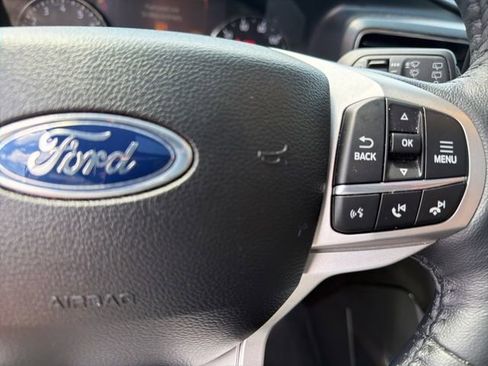 Used 2024 Ford Explorer XLT w/ Equipment Group 202A RWD image 18