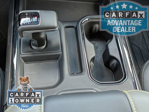 Used 2025 Chevrolet Silverado 1500 ZR2 w/ Technology Package AWD/4WD image 13