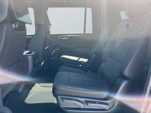 New 2026 Chevrolet Suburban High Country AWD/4WD image 13