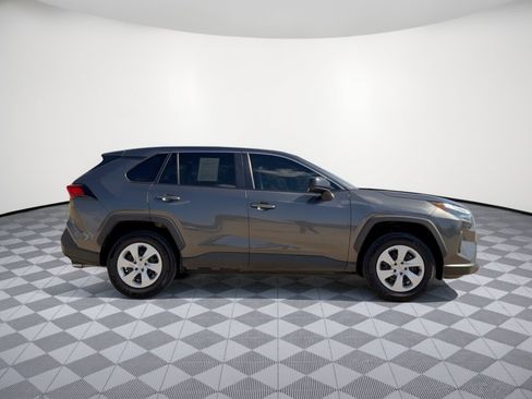 Used 2023 Toyota RAV4 LE FWD image 8