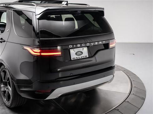 New 2026 Land Rover Discovery Limited Edition AWD/4WD image 33