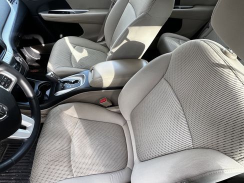 Used 2014 Dodge Journey American Value Package w/ Flexible Seating Group image 16