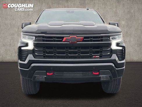 Used 2024 Chevrolet Silverado 1500 LT Trail Boss w/ LT Trail Boss Premium Package AWD/4WD image 9