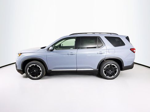 New 2026 Honda Pilot Touring image 7