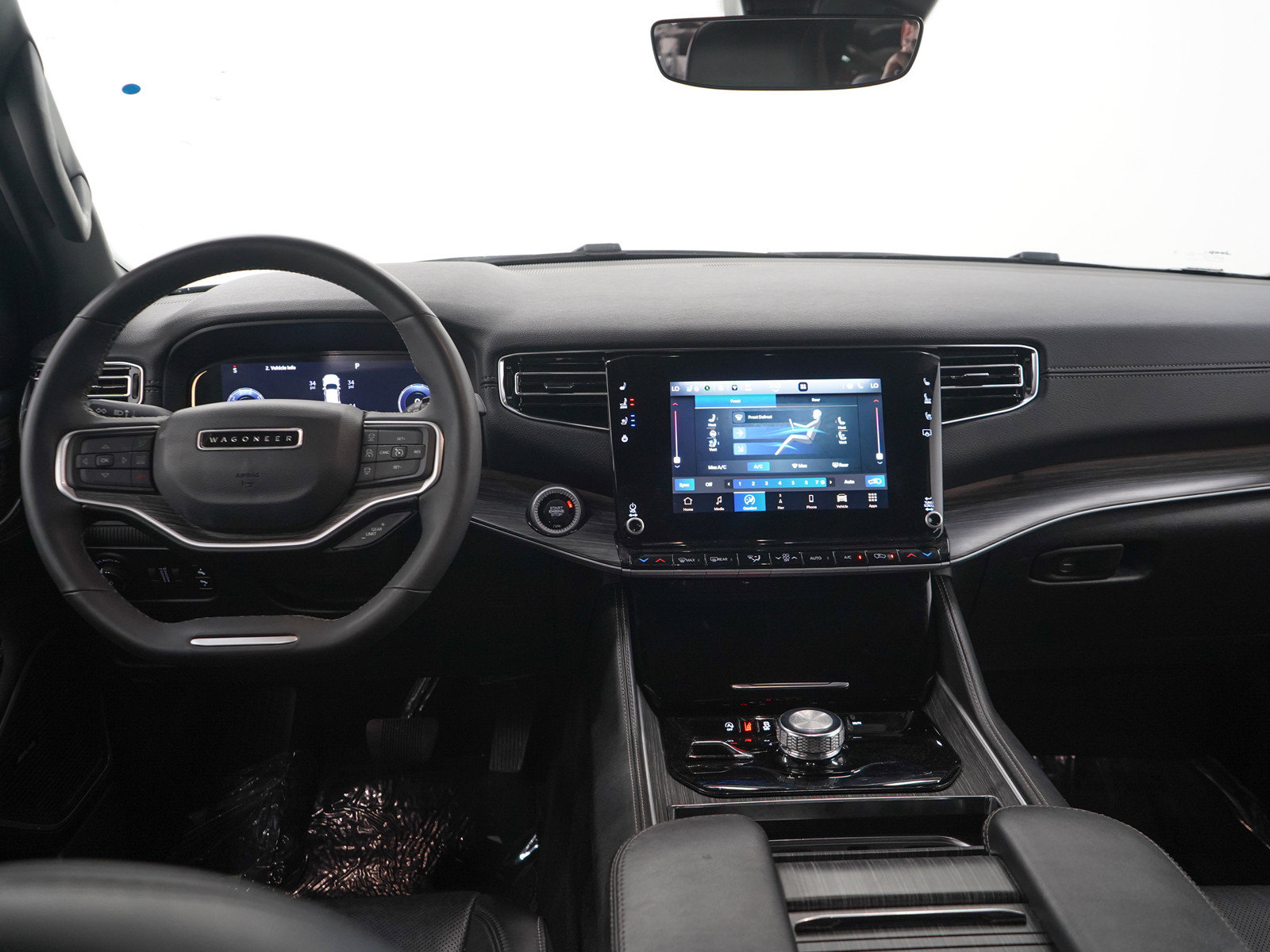Used 2023 Jeep Wagoneer Series II AWD/4WD image 17