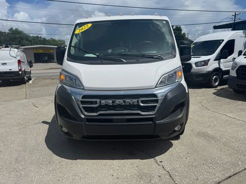 Used 2025 RAM ProMaster 2500 w/ U-Haul Equipment Group FWD image 4