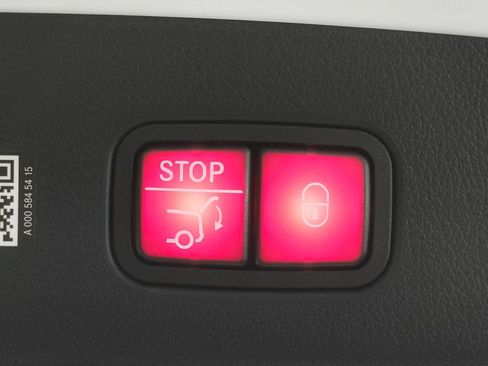 Certified 2026 Mercedes-Benz GLC 300 4MATIC image 28
