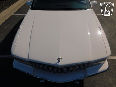 Used 1995 Cadillac Fleetwood Brougham image 39