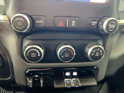 Used 2022 RAM 2500 Big Horn image 15