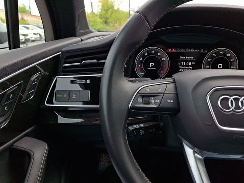 Used 2025 Audi Q7 3.0T Premium Plus AWD/4WD image 22