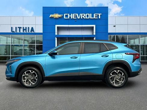 New 2026 Chevrolet Trax LT FWD image 5