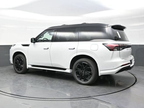 New 2026 INFINITI QX80 4WD w/ Sport Exterior Package image 4