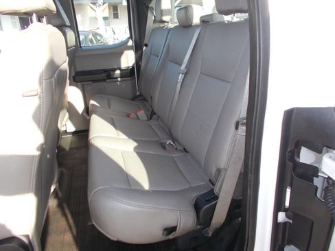 Used 2019 Ford F150 XL w/ Equipment Group 101A Mid image 7