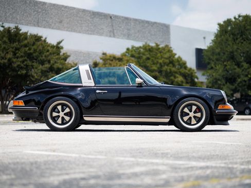 Used 1992 Porsche 911 Targa RWD image 13
