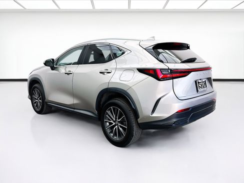 Used 2023 Lexus NX 250 FWD image 6