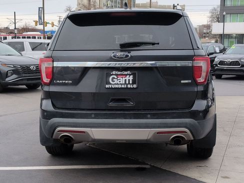 Used 2017 Ford Explorer Limited w/ Equipment Group 301A image 5