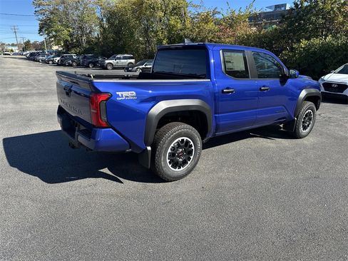 New 2025 Toyota Tacoma TRD Off-Road image 8