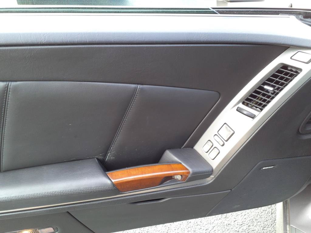 Used 2005 Cadillac XLR RWD image 20