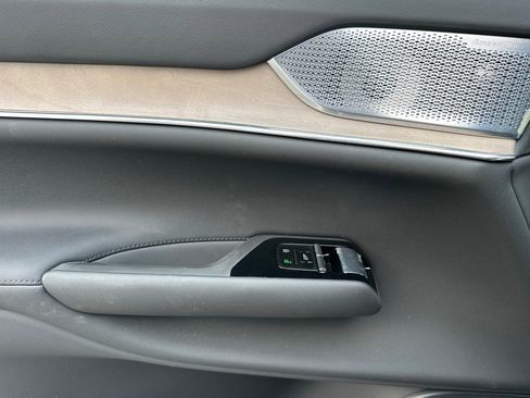 New 2025 Volvo EX90 Ultra AWD/4WD image 9