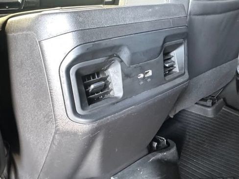 Used 2023 Chevrolet Silverado 1500 LT Trail Boss w/ LT Trail Boss Premium Package AWD/4WD image 29