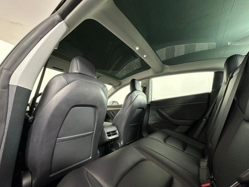 Used 2023 Tesla Model 3 Standard Range image 6